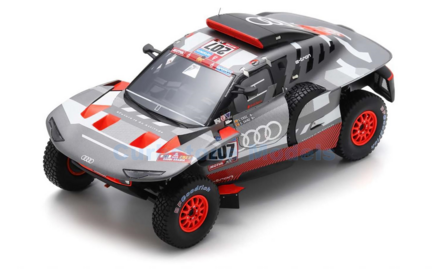 Modelauto 1:18 | Spark 18S791 | Audi Sport RS Q E-tron 2023 #207 - C.Sainz - H.Cruz