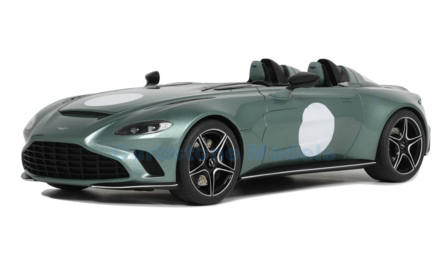 Modelauto 1:18 | GT Spirit GT906 | Aston Martin V12 Speedster Metallic Green