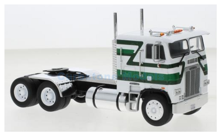 Vrachtwagen 1:43 | IXO-Models TR149.22 | Freightliner FLA White and Green 1993