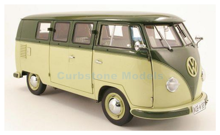 Modelauto 1:12 | Sunstar 5076 | Volkswagen Transporter T1 Dark and Light Green 1957