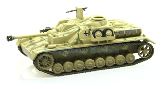 Militair voertuig 1:72 | Easy Model 36133 | Sturmgeschutz IV 394.ST 1945