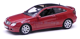 Modelauto 1:43 | Minichamps 66961917 | Mercedes Benz C Klasse Coupe Rood metallic 2001