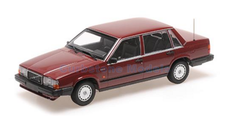 Modelauto 1:18 | Minichamps 155171704 | Volvo 740GL Rood 1986