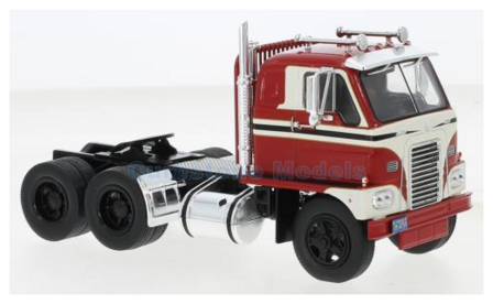 Vrachtwagen 1:43 | IXO-Models TR130.22 | International Harvester DCOF 405 Red and White 1959