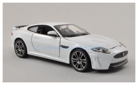 Modelauto 1:24 | Bburago 18-21063WHITE | Jaguar XKR-S White