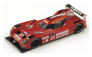 Modelauto 1:43 | Spark S4642 | Nissan Motorsports GT-R  Nismo 2015 #23 - O.Pla - M.Chilton - J.Mardenborough