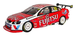 Modelauto 1:18 | Biante Modelcars 18301Z | Holden Ve Commodore V8 | Fujisu Racing 2010 #33 - L.Holdsworth