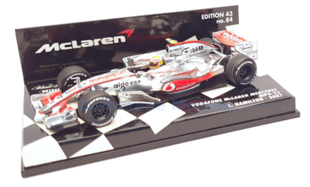 Modelauto 1:43 | Minichamps 530074302 | McLaren MP4-22 Vodafone Mercedes | Vodafone Mclaren Mercedes 2007 - L.Hamilton