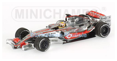 Modelauto 1:43 | Minichamps 530074302 | McLaren MP4-22 Vodafone Mercedes | Vodafone Mclaren Mercedes 2007 - L.Hamilton