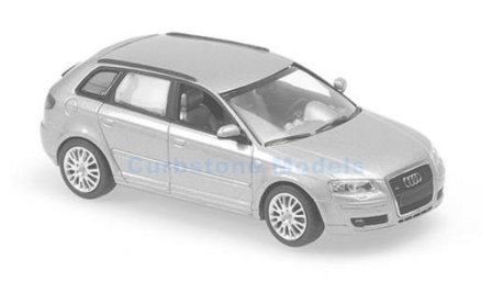 Modelauto 1:43 | Minichamps 940018301 | Audi a3 5 doors saloon red 1998