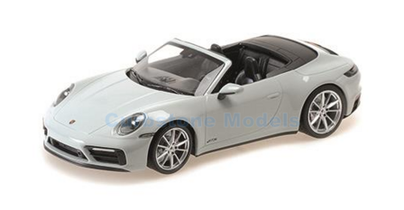 Modelauto 1:18 | Minichamps 155063034 | Porsche 911 Carrera 4 GTS cabriolet Grey 2020