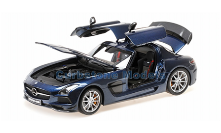 Modelauto 1:18 | Minichamps 110033026 | Mercedes AMG SLS AMG Black Series AMG Daytona Blue Metallic 2013