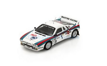 Modelauto 1:43 | Spark S9108 | Lancia 037 Rally | Martini Racing 1983 #1 - W.R&ouml;hrl - C.Geistd&ouml;rfer