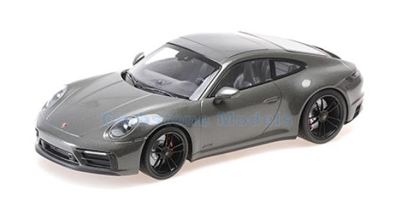 Modelauto 1:18 | Minichamps 155063101 | Porsche 911 Carrera 4 GTS Green Metallic 2020