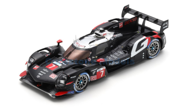 Modelauto 1:18 | Spark 18S644 | Toyota Gazoo Racing GR010 Hybrid 2024 #7 - N.de Vries - J.López - K.Kobayashi