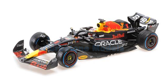 Modelauto 1:18 | Minichamps 110231401 | Red Bull Racing RB19 2023 - M.Verstappen