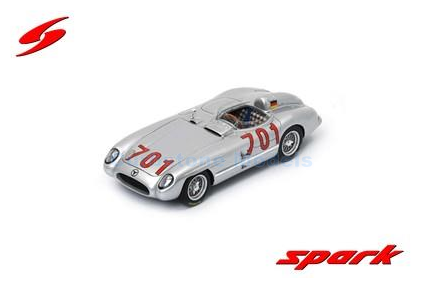 Modelauto 1:43 | Spark S5891 | Mercedes Benz 300 SLR 1955 #701 - K.Kling