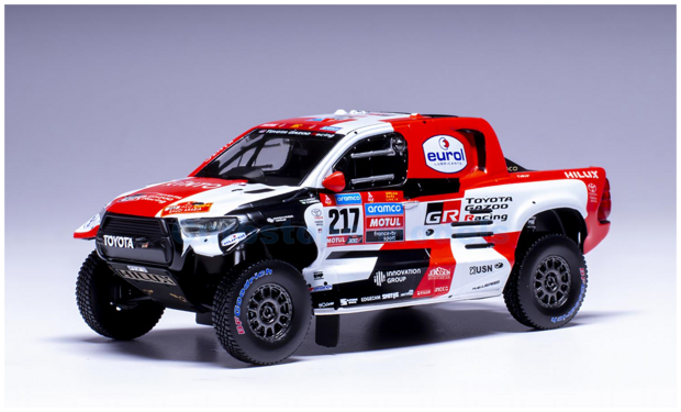 Modelauto 1:43 | IXO-Models RAM928B.22 | Toyota Gazoo Racing Hilux T1 GR DKR 2023 #217 - H.Lategan - B.Cummings 