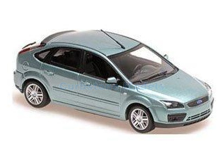 Modelauto 1:43 | Minichamps 940084000 | Ford Focus Licht Blauw metallic 2004