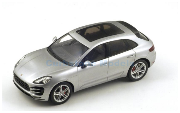 Modelauto 1:18 | Spark 18S171 | Porsche Macan Turbo Zilver