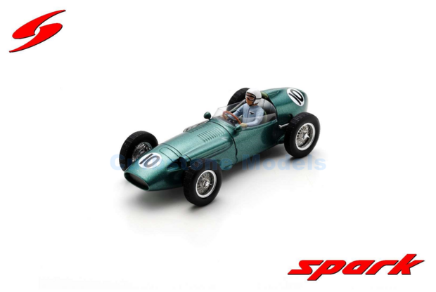 Modelauto 1:43 | Spark S8137 | Aston Martin DBR4 | David Brown Corporation 1959 #10 - R.Salvadori