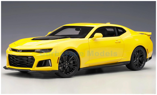 Modelauto 1:24 | Maisto 31512YELLOW | Chevrolet Camaro ZL1 Yellow and Black 2017