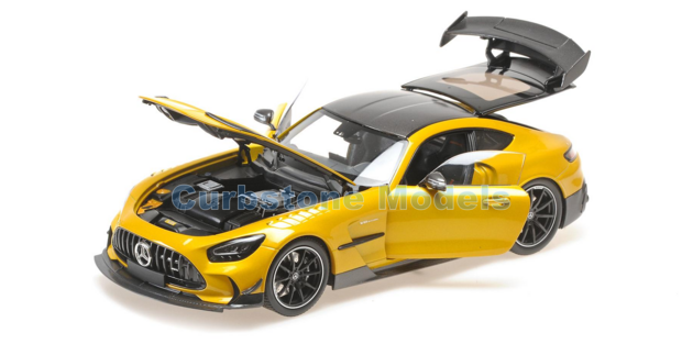 Modelauto 1:18 | Minichamps 110032021 | Mercedes AMG GT Black Series Solarbeam Yellow Metallic 2021