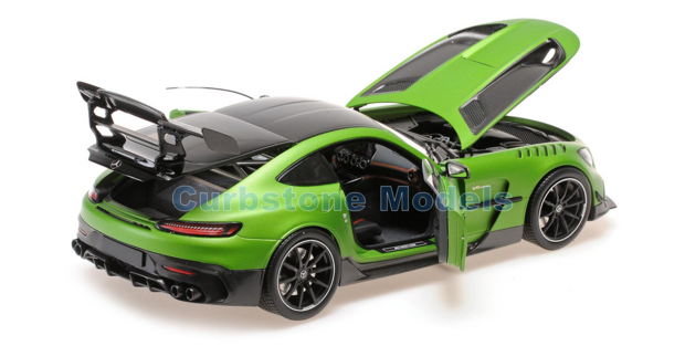 Modelauto 1:18 | Minichamps 110032022 | Mercedes AMG GT Black Series Matt Green Metallic 2021