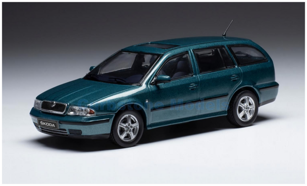 Modelauto 1:43 | IXO-Models CLC473N.22 | Skoda Octavia 1 (1U) Metallic Green 1998