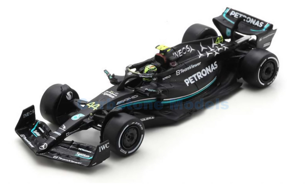 Modelauto 1:64 | Spark Y279 | Mercedes AMG W14 E-Performance | Mercedes-AMG Petronas F1 Team 2023 #44 - L.Hamilton