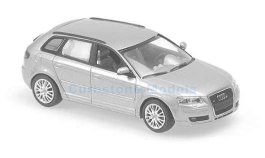 Modelauto 1:43 | Minichamps 940018301 | Audi a3 5 doors saloon red 1998