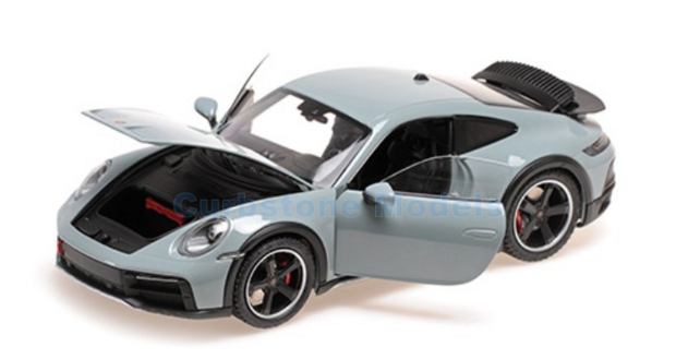 Modelauto 1:18 | Minichamps 110062071 | Porsche 911 Dakar Groen metallic 2022