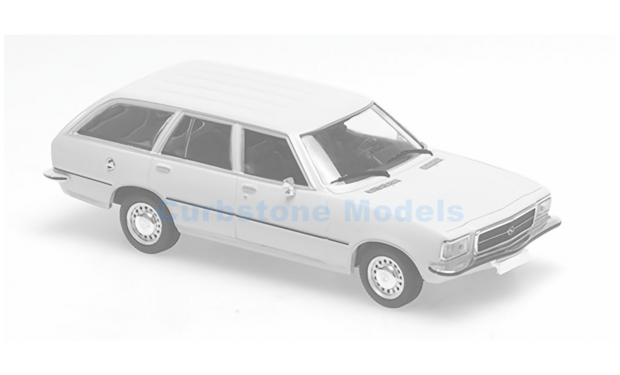 Modelauto 1:43 | Minichamps 940044011 | Opel Rekord D Caravan Light Blue 1975