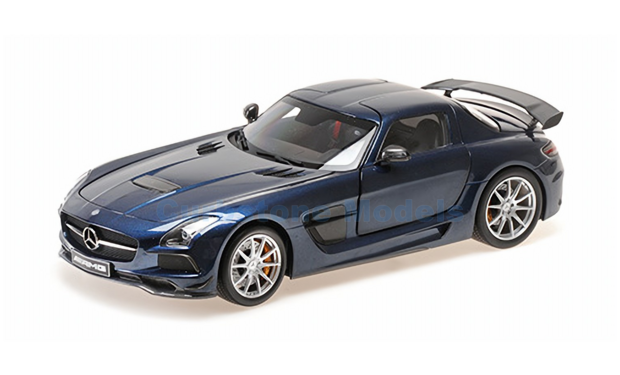 Modelauto 1:18 | Minichamps 110033026 | Mercedes AMG SLS AMG Black Series AMG Daytona Blue Metallic 2013